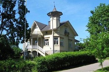 Fest&eacute;nin huvila