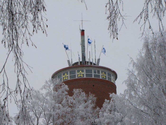 Vesitorni itsen�isyysp�iv�n�