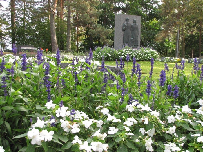 Sankarivainajien muistomerkki