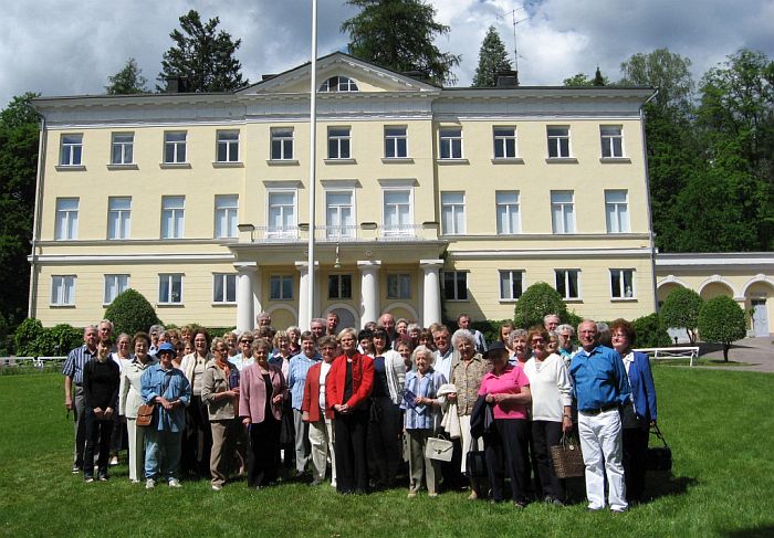 Retkel&auml;iset Stenhusetin edess&auml;