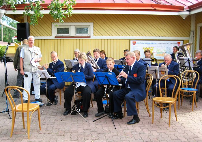 Heinolan Musiikinyst&auml;v&auml;t