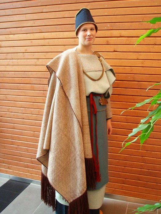 Kaarinan muinaispuku